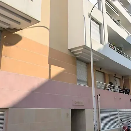 Apartmán Joli Climatise Avec Terrasse Au Calme Nice