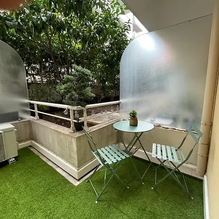 Joli Climatise Avec Terrasse Au Calme