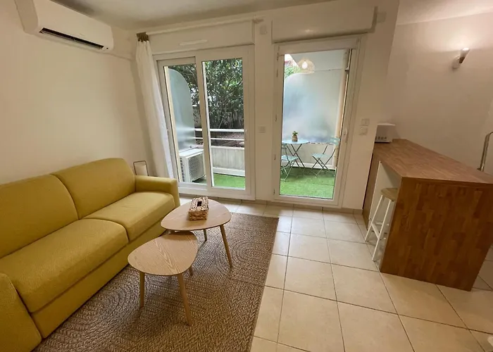Appartamento Joli Climatisé Avec Terrasse Au Calme